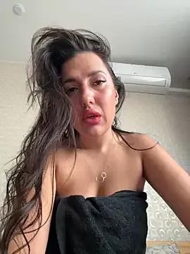 Freechat AleksandraRich on StripChat