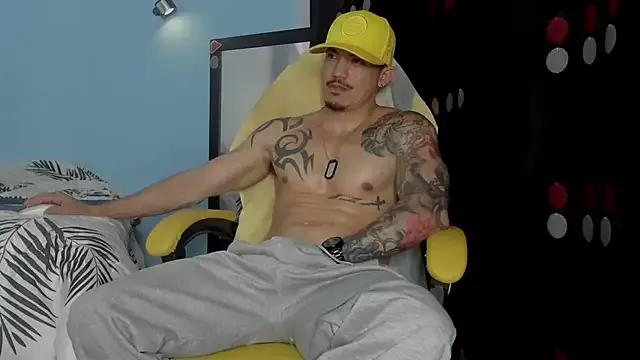 StripChat Alex_motta is Freechat Alex_motta — Tshirt OFF + Oil Torso