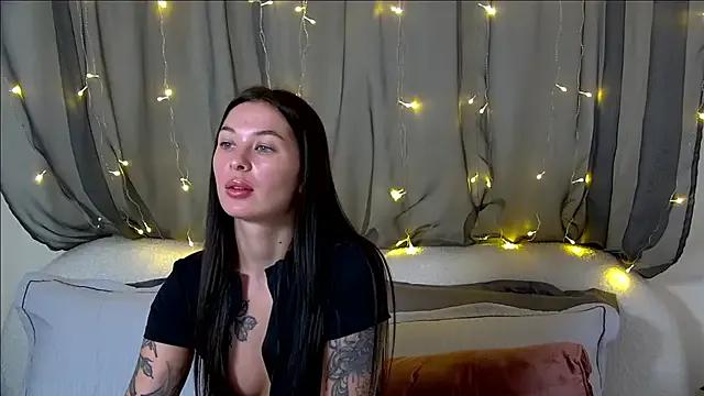 AlexandraBloom — Freechat on StripChat