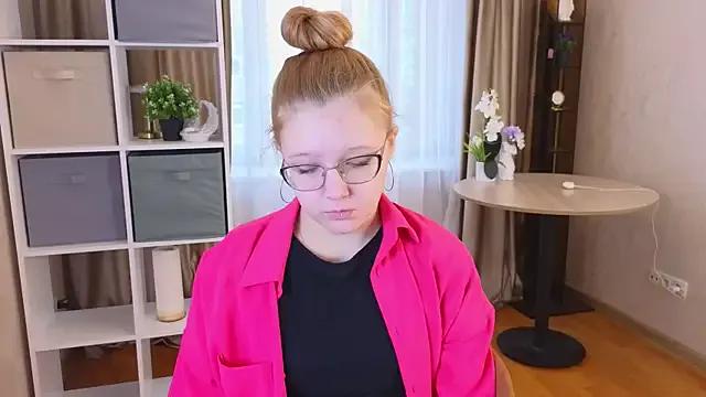 Avatar of AlinaAldrete