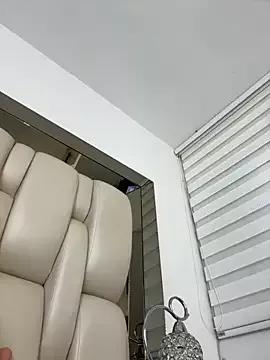 Freechat ALISSON_FOXXX1 on StripChat