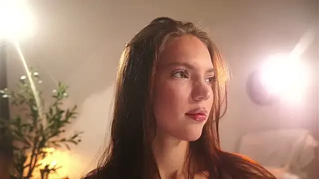 alittlestarrr on StripChat