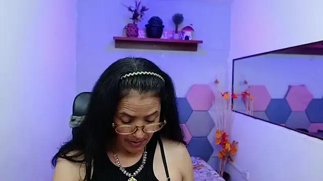 Freechat AmandaPeet on StripChat