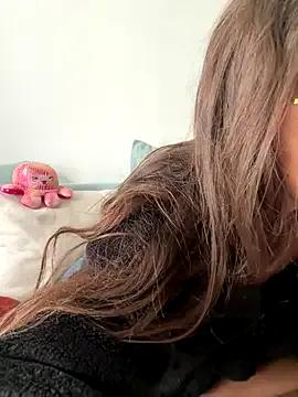 Freechat Amani_thewolf on StripChat