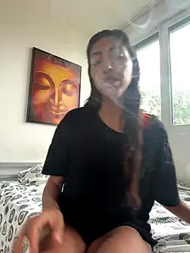 Freechat Amani_thewolf on StripChat