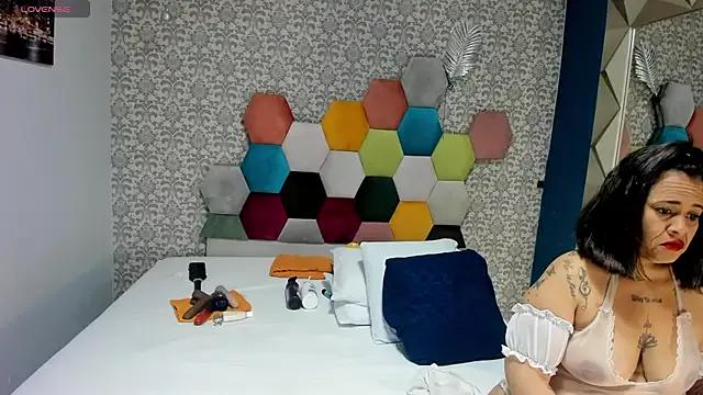 Freechat amarantha_hanss on StripChat