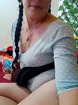 amatista_3012 on StripChat 