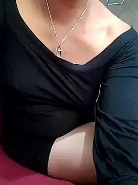 amatista_3012 on StripChat 