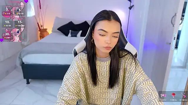 AnabelWolf — STRIPTEASE + TWERK