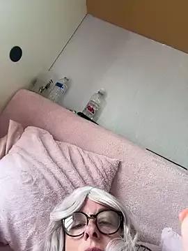 Freechat Anastasia-BlondeXX on StripChat