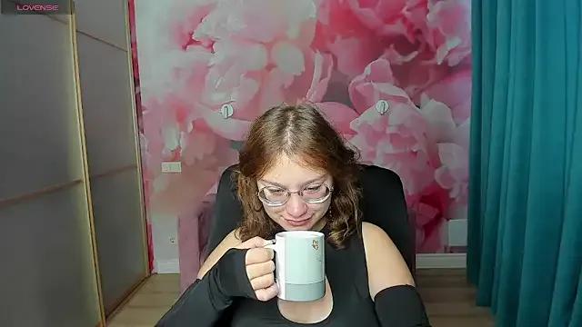 Freechat AngelinaLow on StripChat