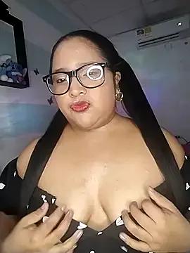 Freechat Angelly_ricura on StripChat