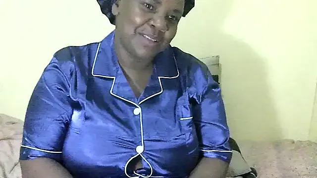 Freechat AnnabigpussyXO on StripChat