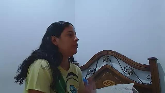 Freechat Aria_Arthur on StripChat