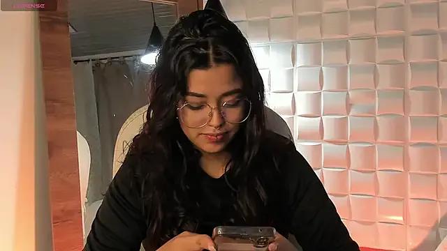 Ariana_Pierce on StripChat 