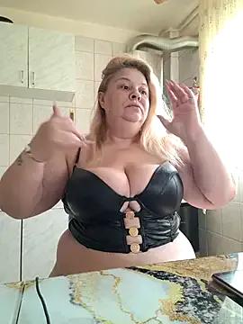 AriannaMilf on StripChat 