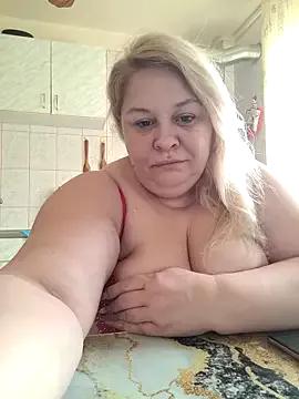 AriannaMilf on StripChat 