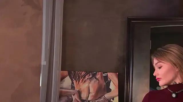 AriWild — welcome to my room