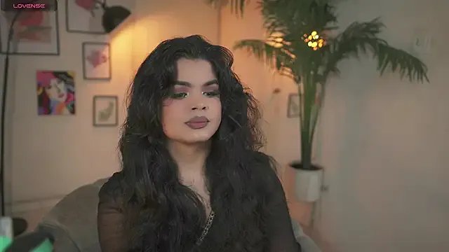 Freechat artechloe on StripChat