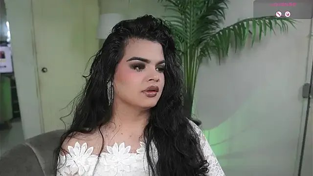 Freechat artechloe on StripChat