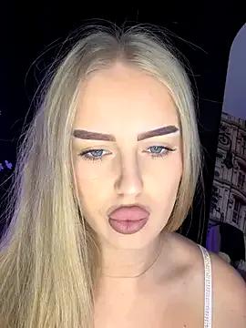 StripChat AubrieleRouj1 is Freechat AubrieleRouj1 — Hei Aubri! I miss u