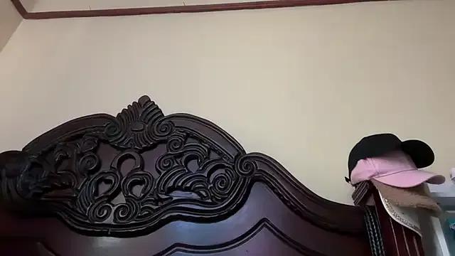 Freechat AudreySpanksFuck- on StripChat