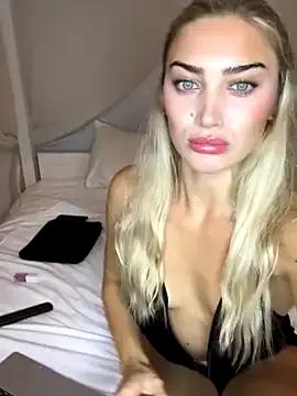 StripChat Aurii_Angel is Freechat Aurii_Angel — Twerk and oil my Ass