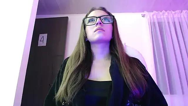 Freechat Aurora_blossom__ on StripChat