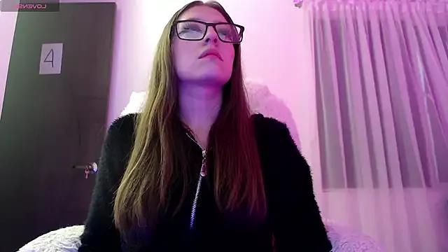 Freechat Aurora_blossom__ on StripChat