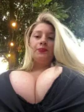 Freechat aurora_coldd on StripChat