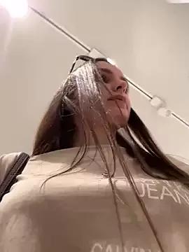 aurora_pink_ on StripChat