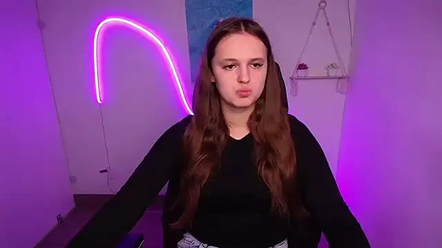 Aurora_White on StripChat