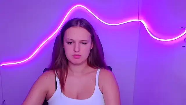 Aurora_White on StripChat