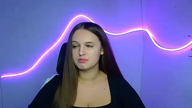 Aurora_White on StripChat