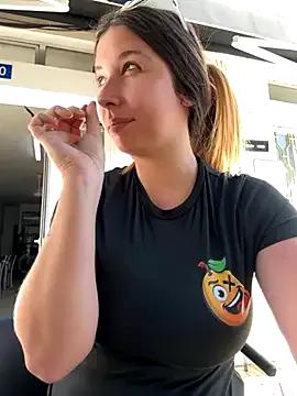 Freechat AustrianGirl99 on StripChat