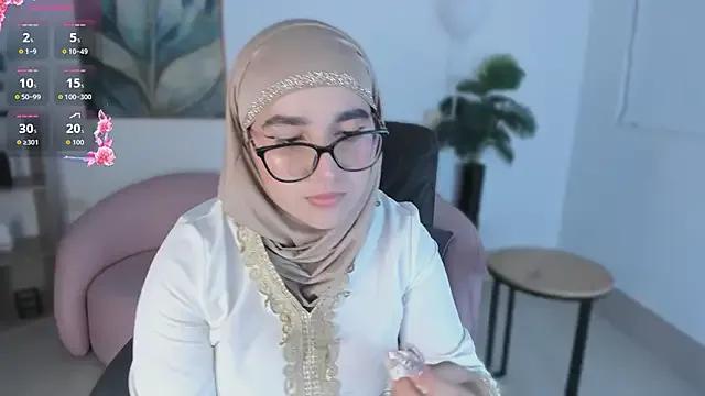 Ayha_khalaf on StripChat 