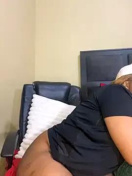 Freechat BADFATASS85 on StripChat