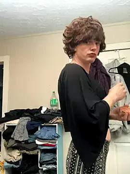 Bby_girl23 on StripChat