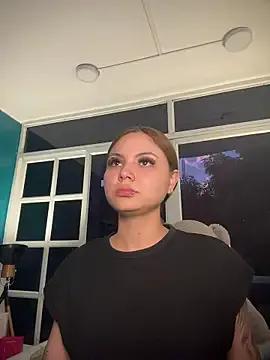 Beella1_ on StripChat