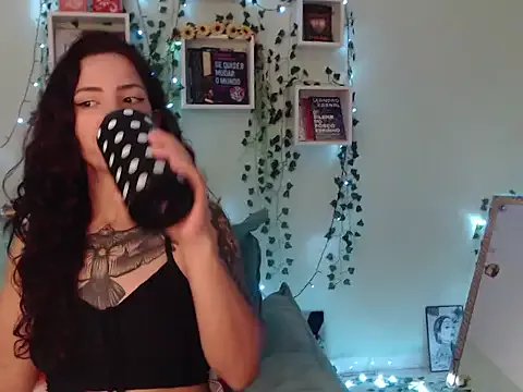 Freechat BeellyDance on StripChat