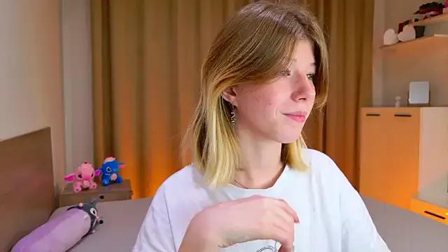 Bella_amory on StripChat