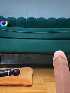 Bella_babei01 on StripChat 