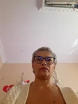 Avatar of BellaBellaHot