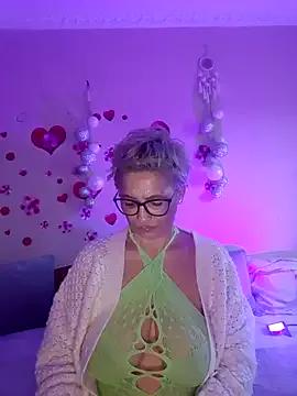 Freechat BellaBellaHot on StripChat
