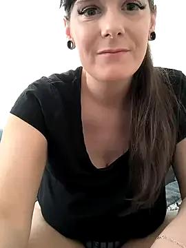 Avatar of BellaBigBoobz