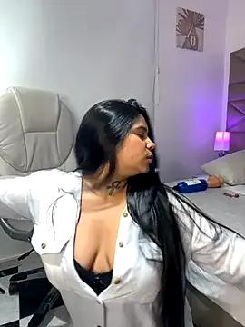 Bianca__69 on StripChat