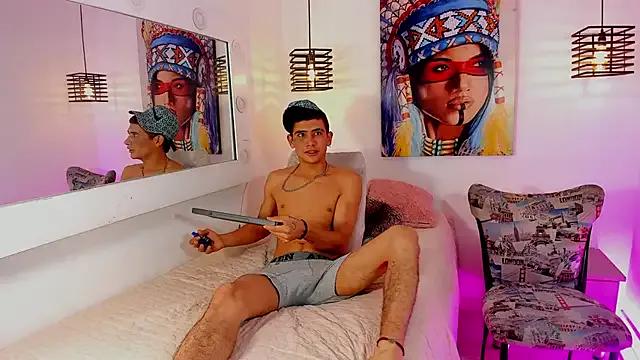 Freechat bianca_and_alex on StripChat