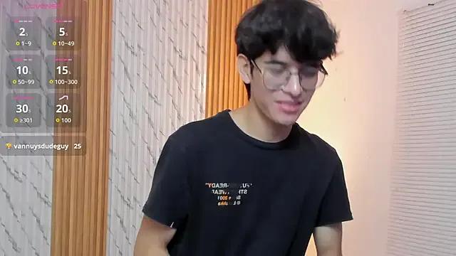 Freechat billie_jr on StripChat