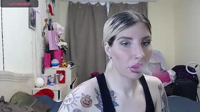 Freechat BLACKPeonyy on StripChat