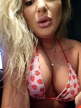 Avatar of Blondie_Sasha